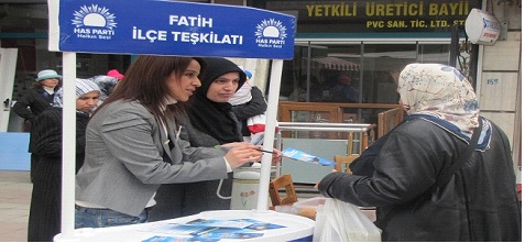 HAS Parti Fatih Kadın Kolları Üye Standı Kurdu
