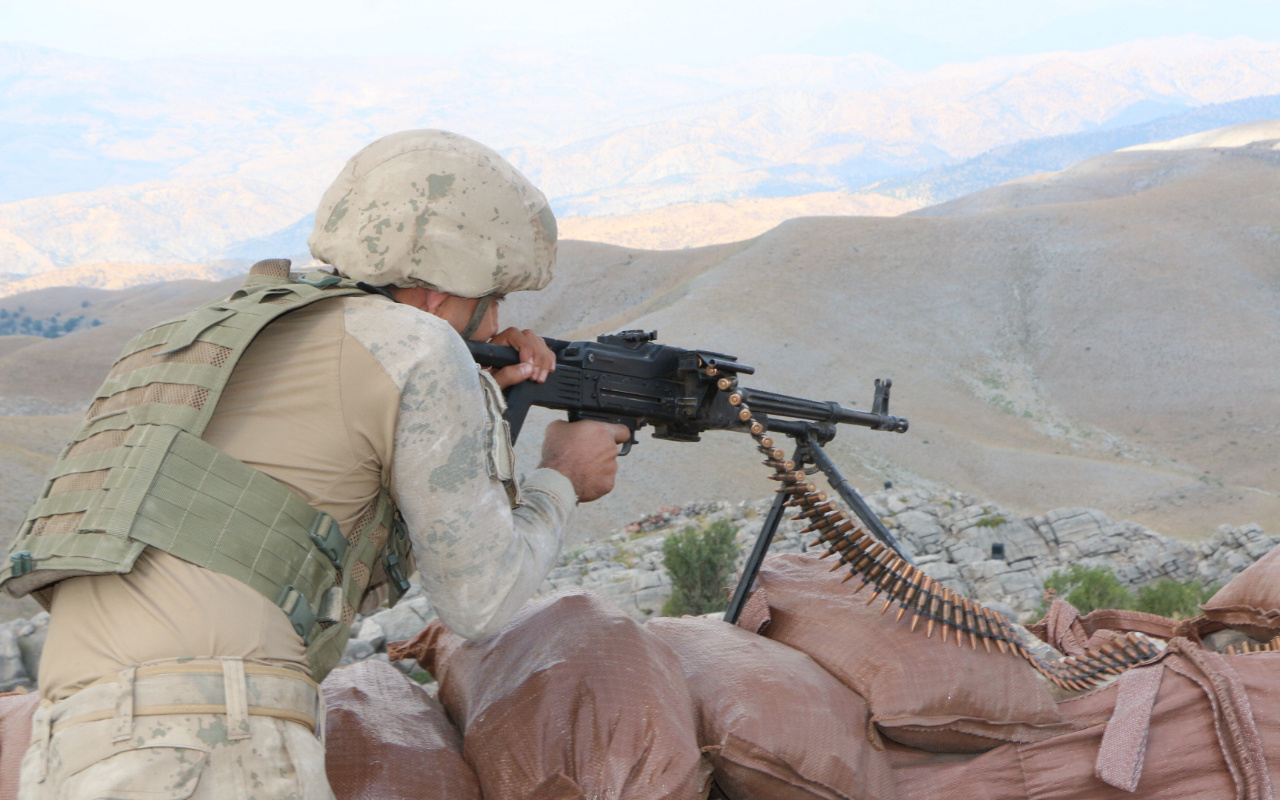 Kuzey Irak'ta 8 PKK'lı öldürüldü