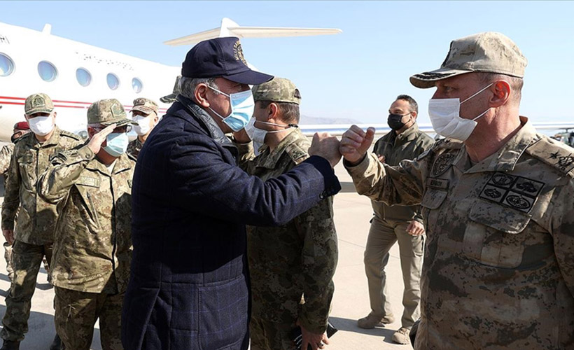 Akar, TSK komuta kademesi ile sınır hattında