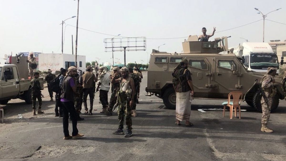 Yemen'de silah deposunda patlama