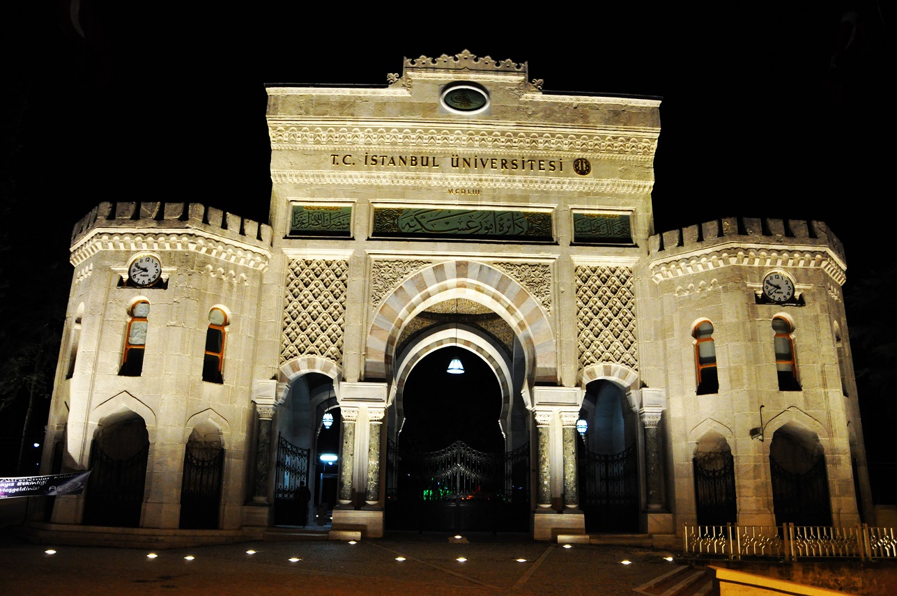 Üniversiteler için uzaktan eğitim kararı!