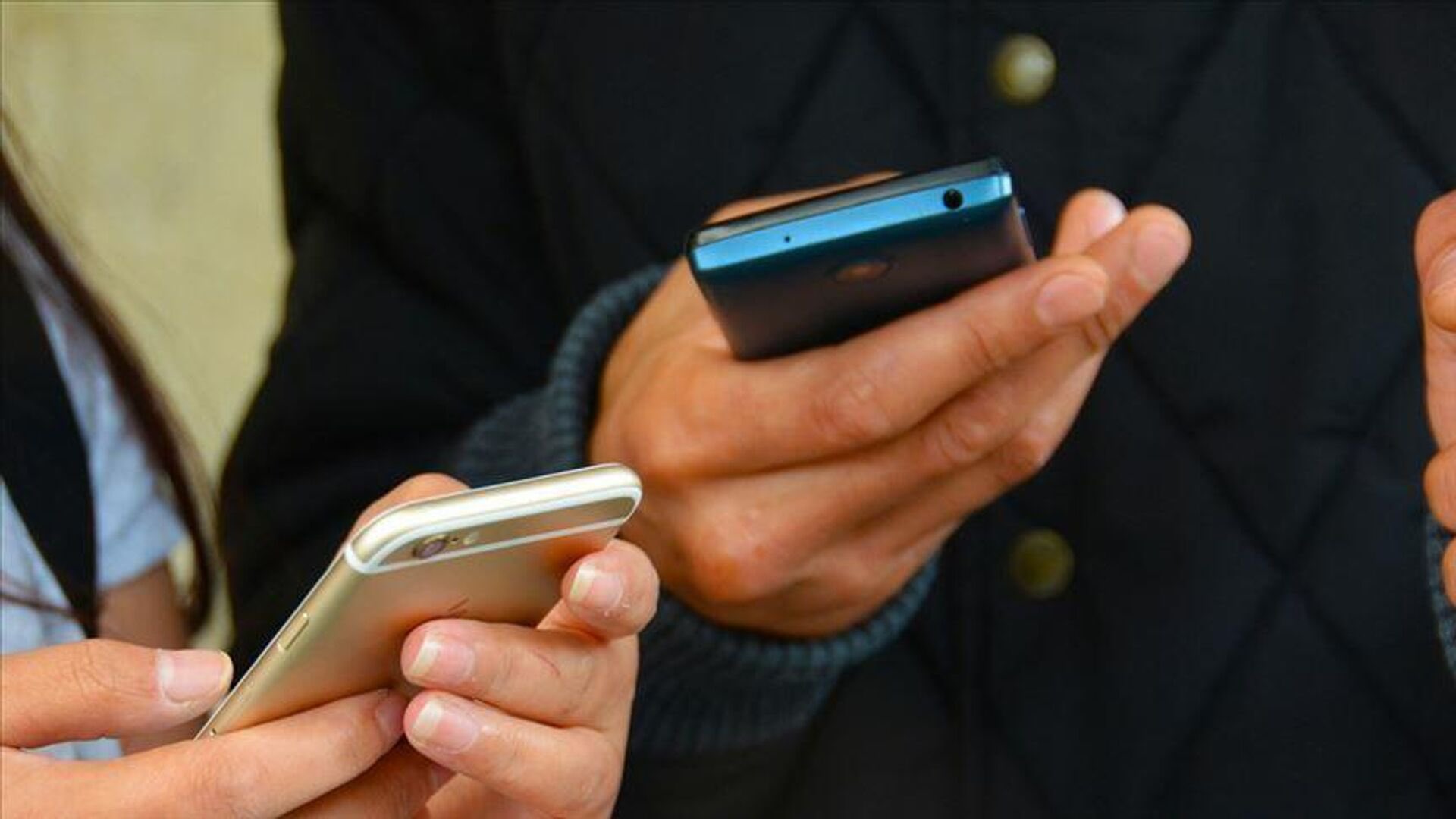 Cep telefonlarına büyük zam yarın başlıyor