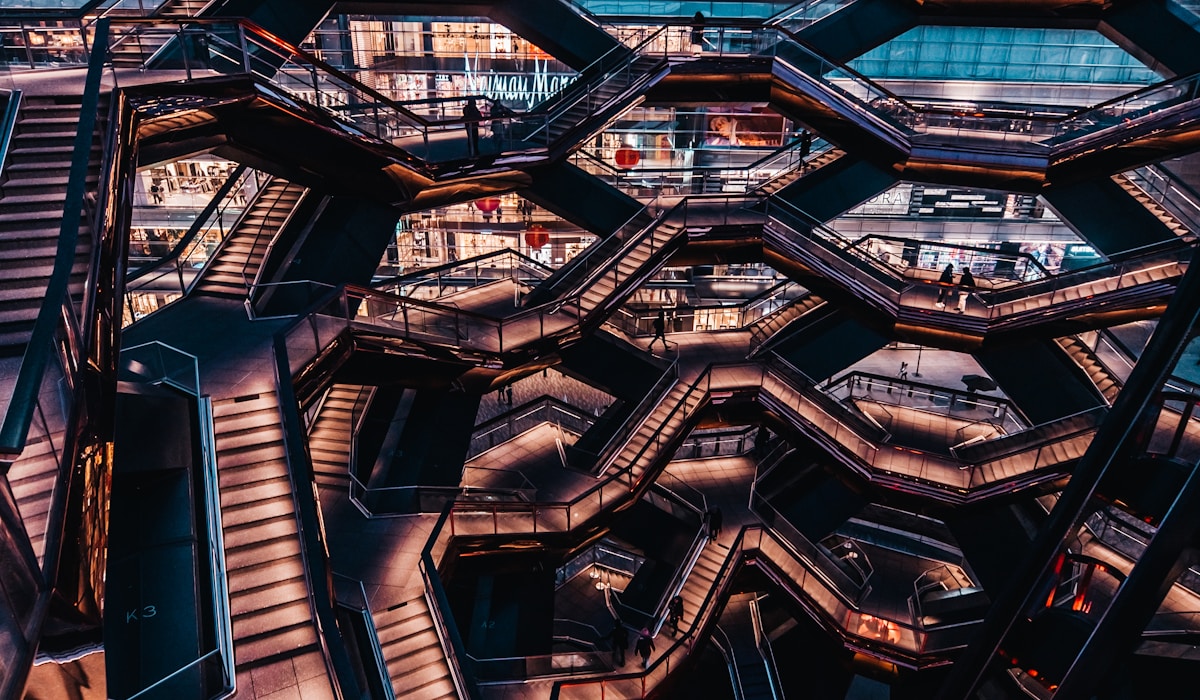 Süper Lig'de zirve yarışı: Dev derbi haftası