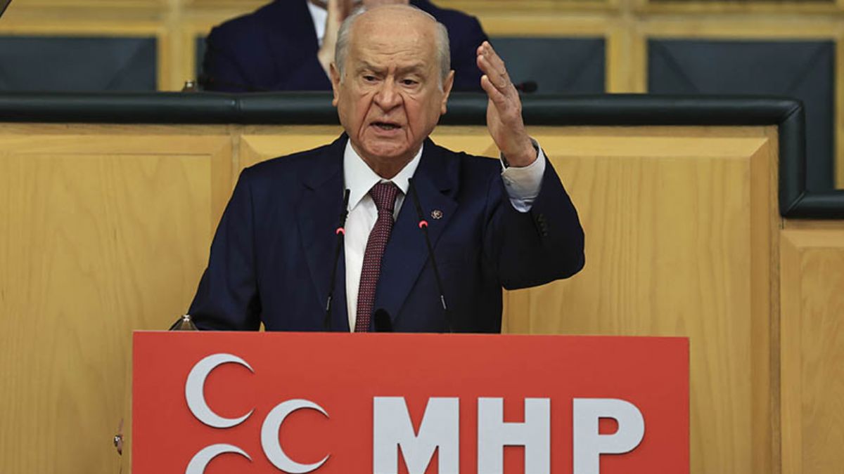 Bahçeli:Süleyman Soylu yalnız