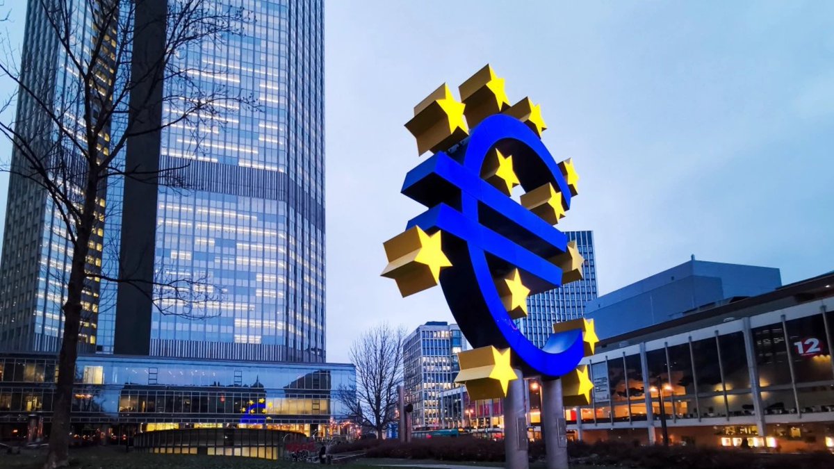 Avrupa Merkez Bankası Politika Faizini artırdı.