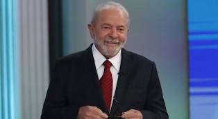 Brezilyada seçimi solcu lider Lula