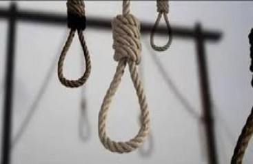 İranda İki genç daha idam