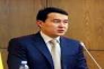 Alihan Smailov Kazakistanın yeni başbakanı